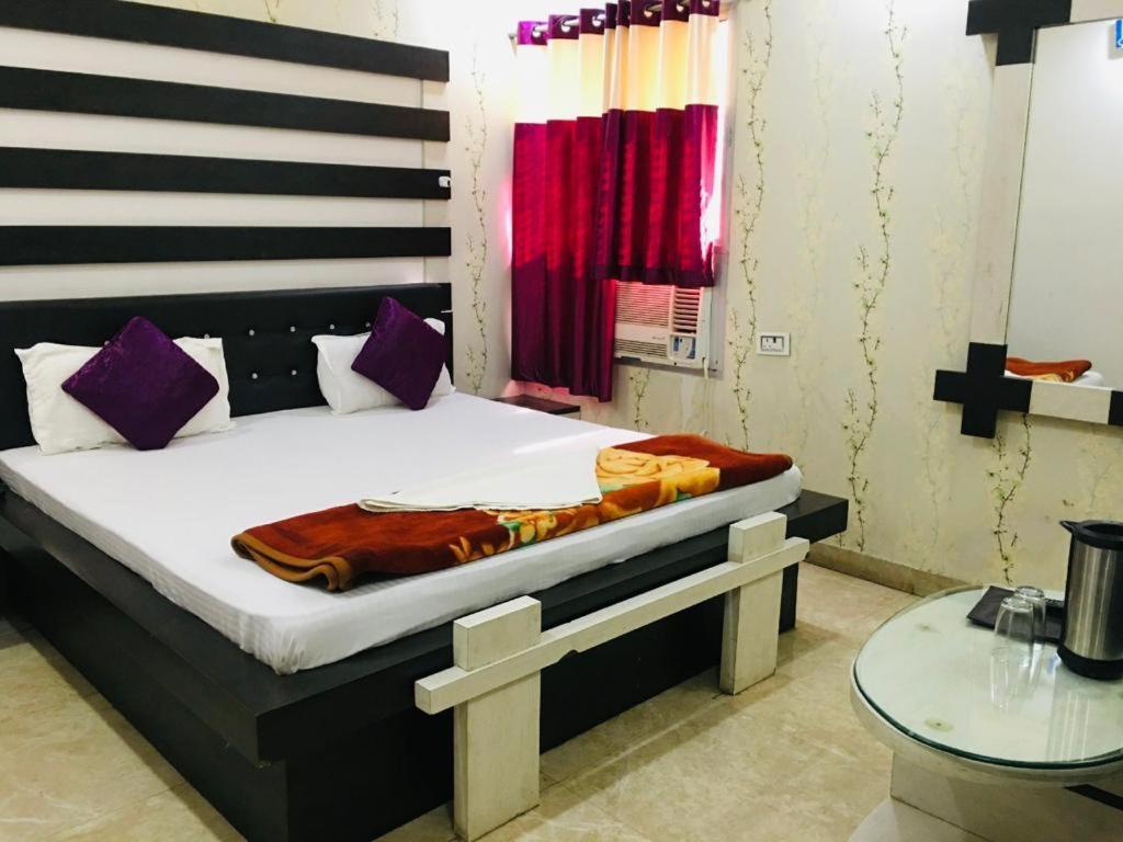 Hotel Natraj Sasaram Esterno foto