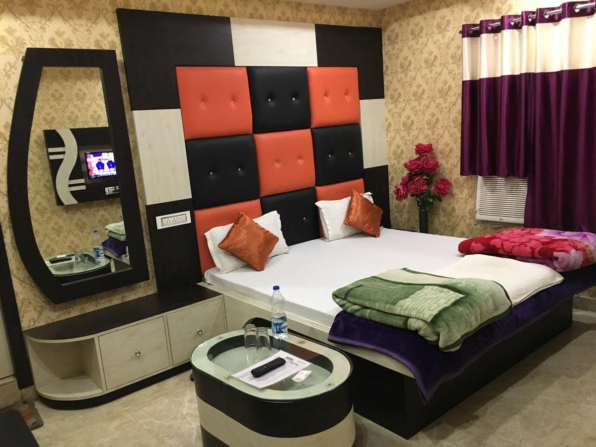 Hotel Natraj Sasaram Esterno foto