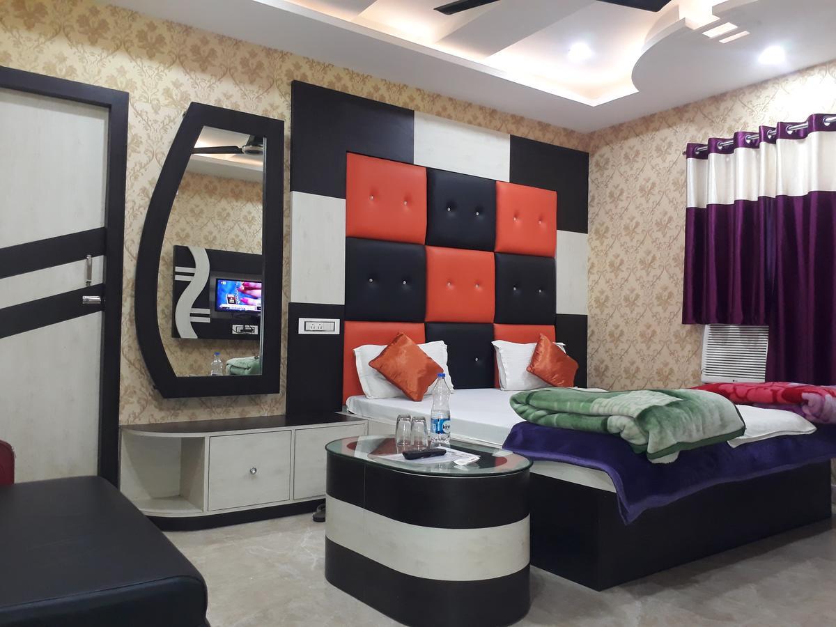 Hotel Natraj Sasaram Esterno foto